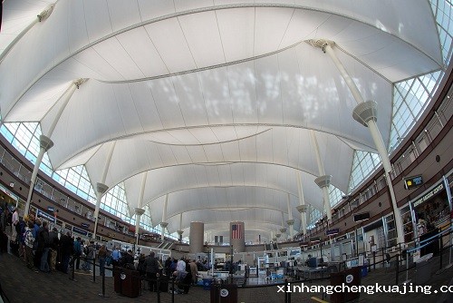 张拉膜屋盖防水处理