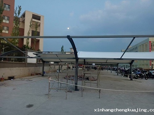 7字型膜结构车棚厂家