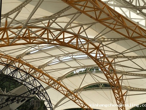 曲靖钢桁架膜结构