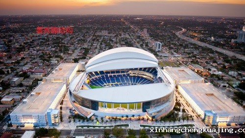 PVDF膜材球场膜结构