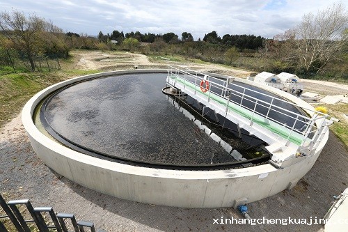 北海反吊膜罩棚案例分享 北海反吊膜罩棚案例分享