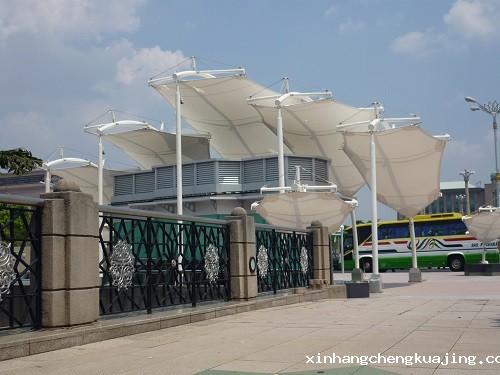 操场看台膜结构制作