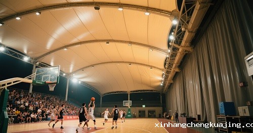 可开启膜结构屋顶体育场