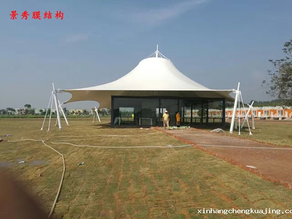 膜结构遮阳棚
