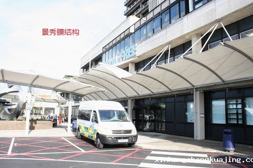  昆明市人民中路延安医院景观张拉膜