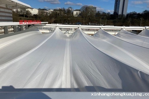 湖南株洲太阳宫小学屋顶张拉膜